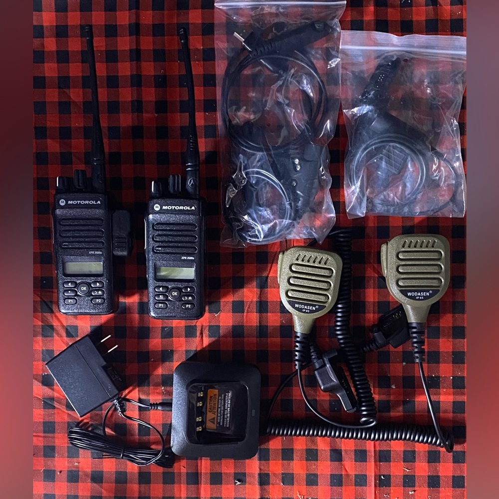 Pair Motorola XPR3500e two way radio police/military tactical with extras